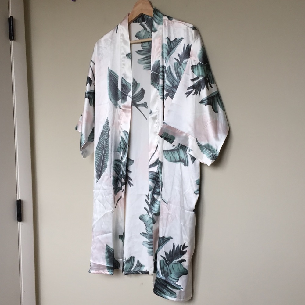 Palm Baby Pink Silk Kimono